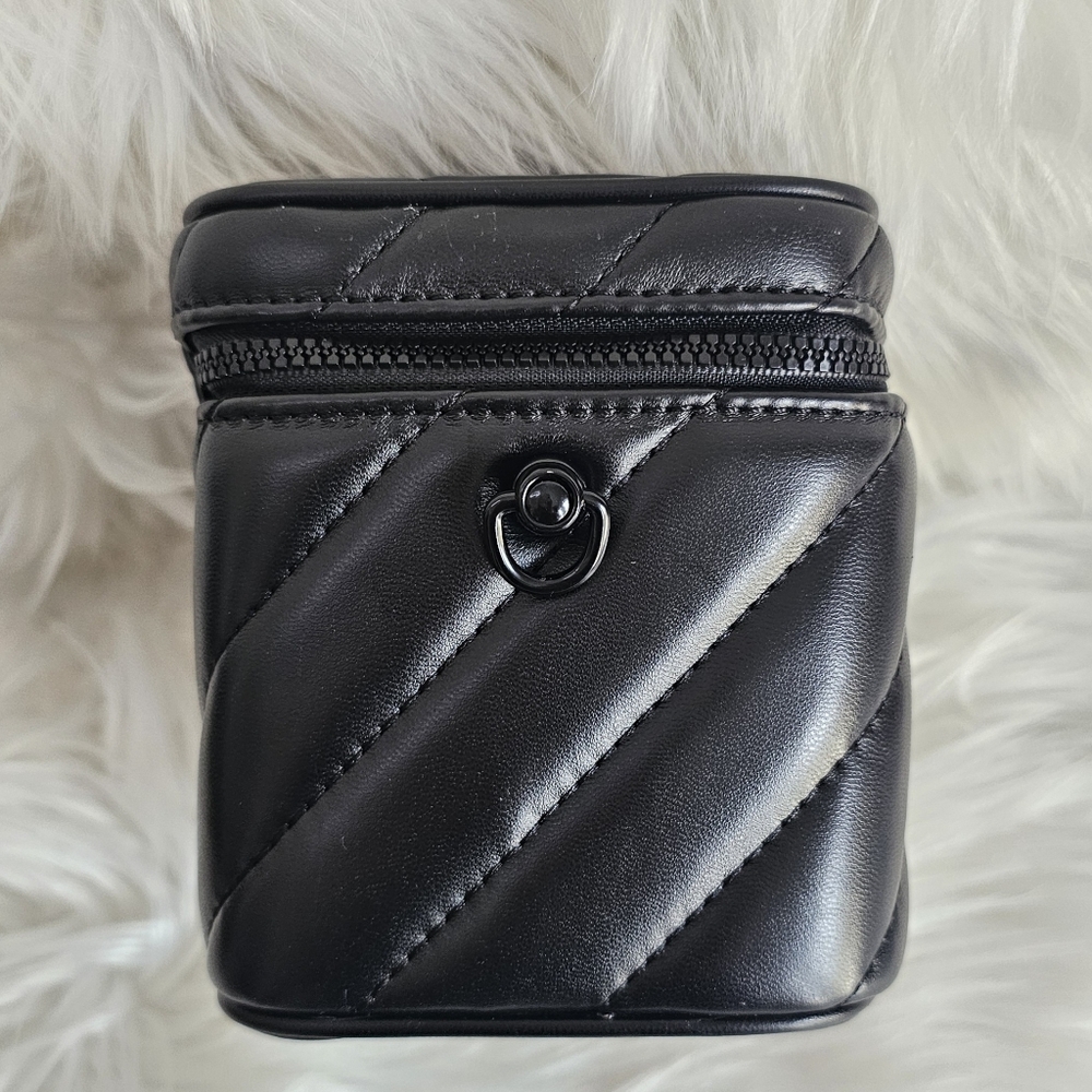 🖤 YSL Vanity Bag 🖤 - Picture 7 of 12